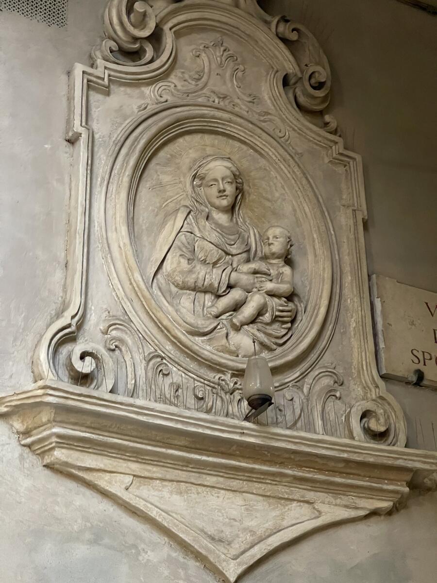 Altarino Madonna con Gesù