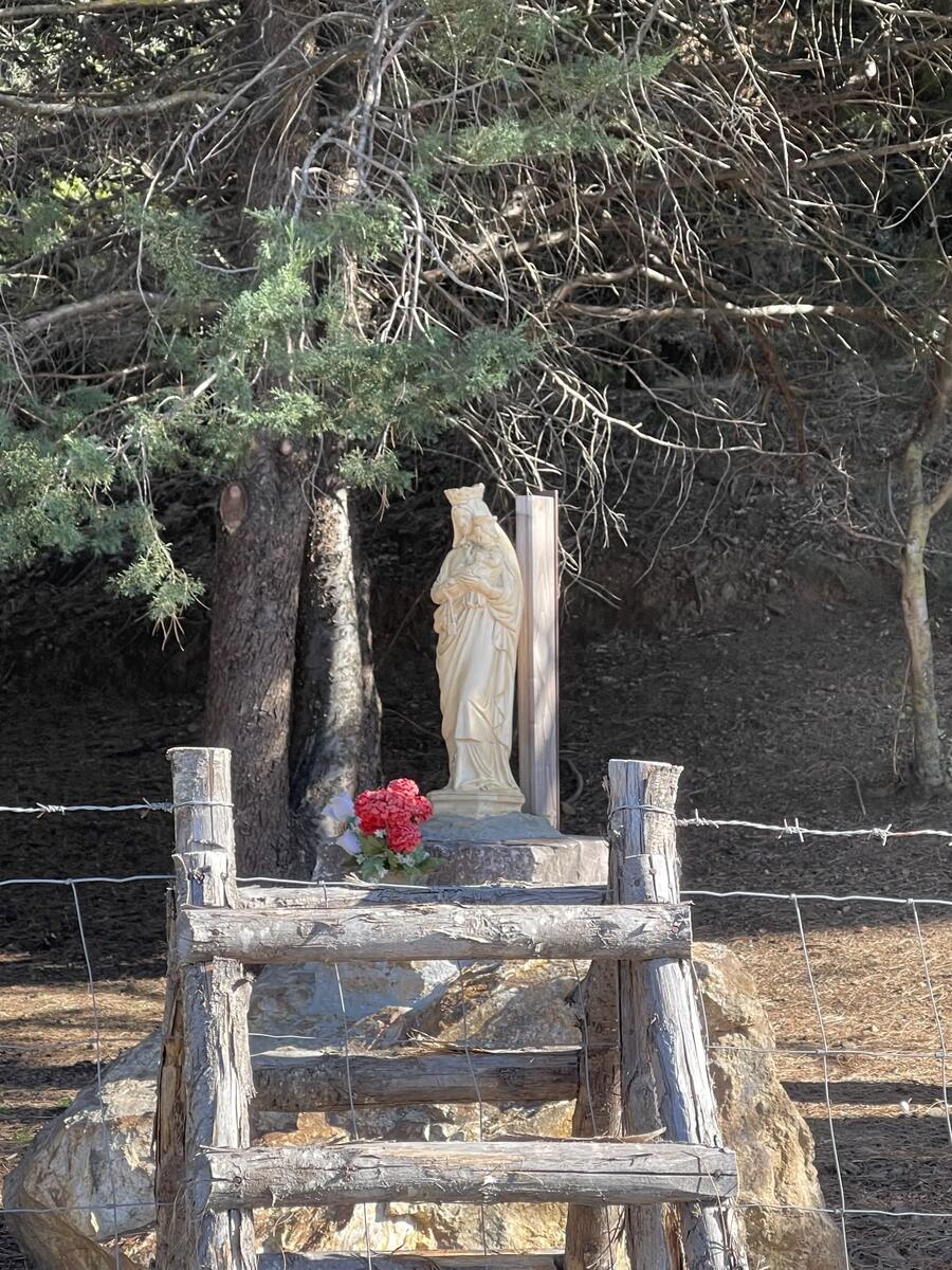 Statuina della Madonna con Gesù bambino