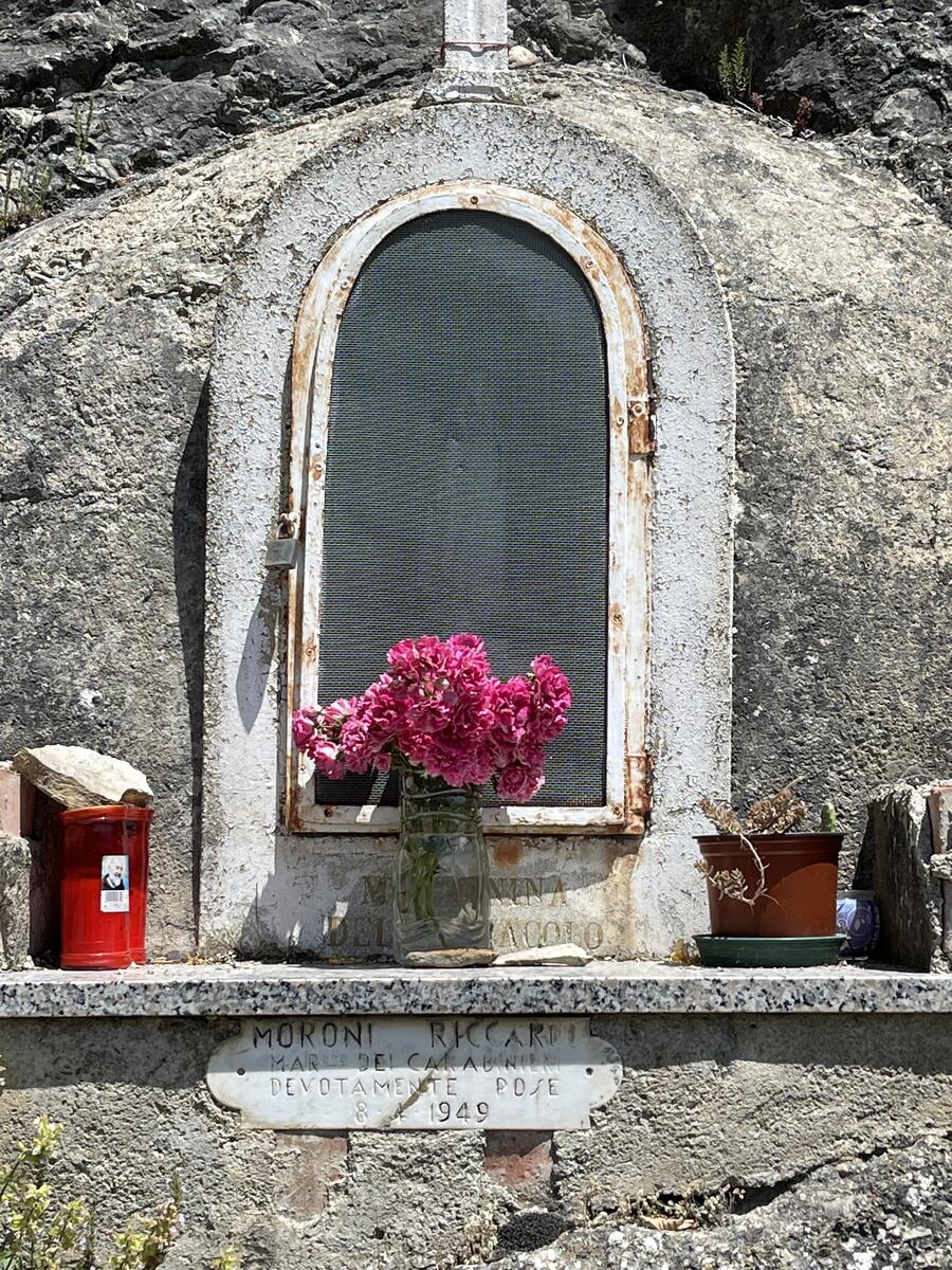 Statua Madonna del Miracolo