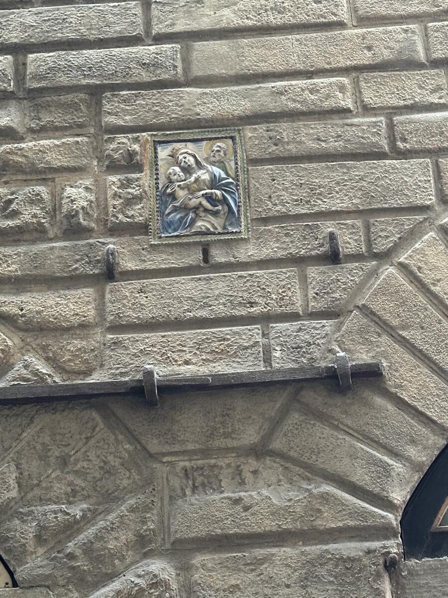 Scultura con la Madonna, Giuseppe e Gesù bambino