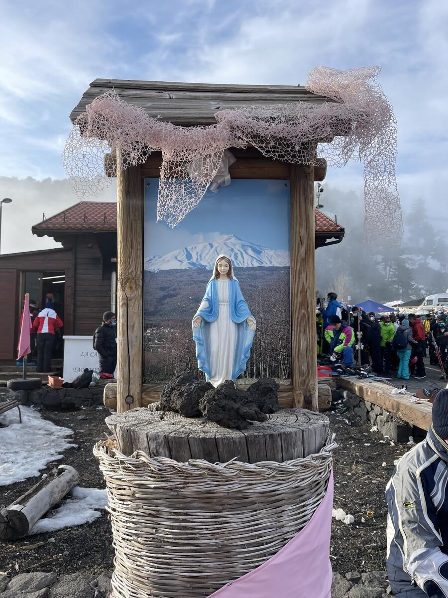 Statuina della Madonna