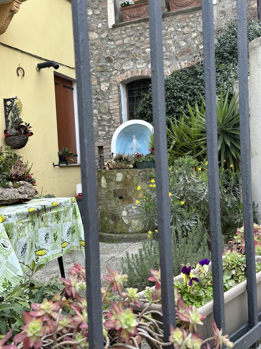 Altarino della Madonna
