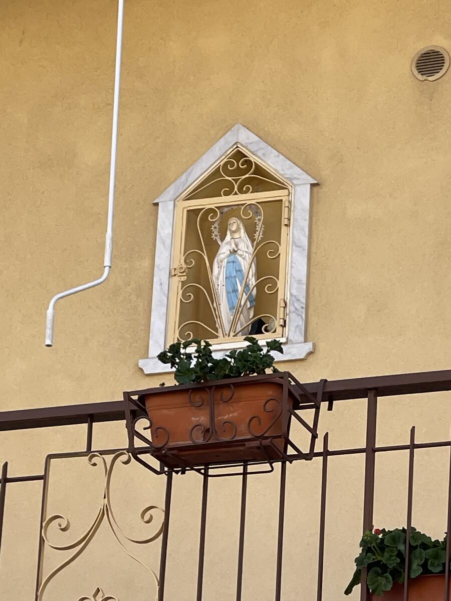 Statuina della Madonna