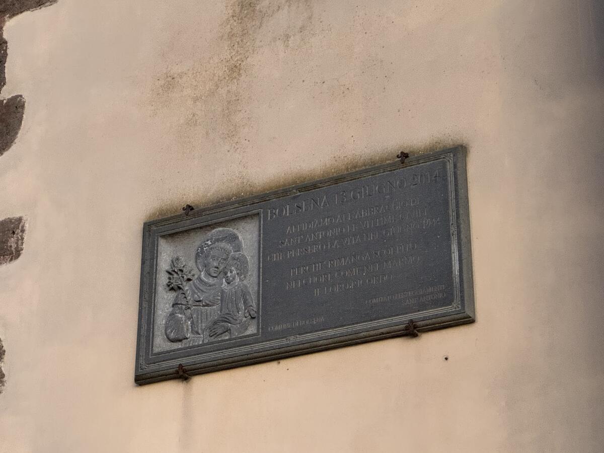 Marmo con incisione di Sant'Antonio
