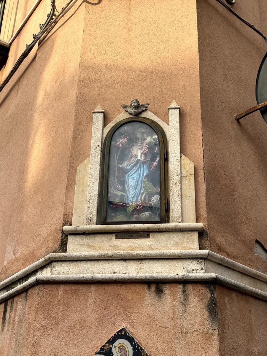 Statua della Madonna