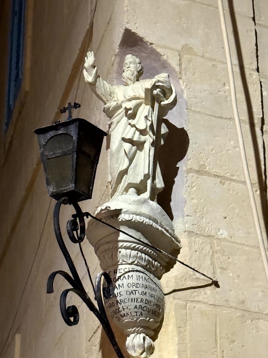 Statua di un Apostolo