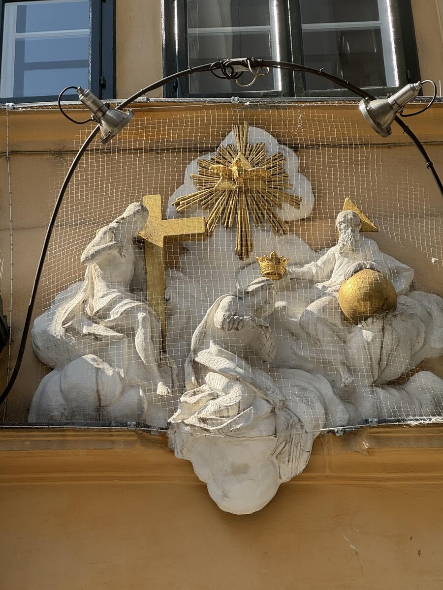 Santi
