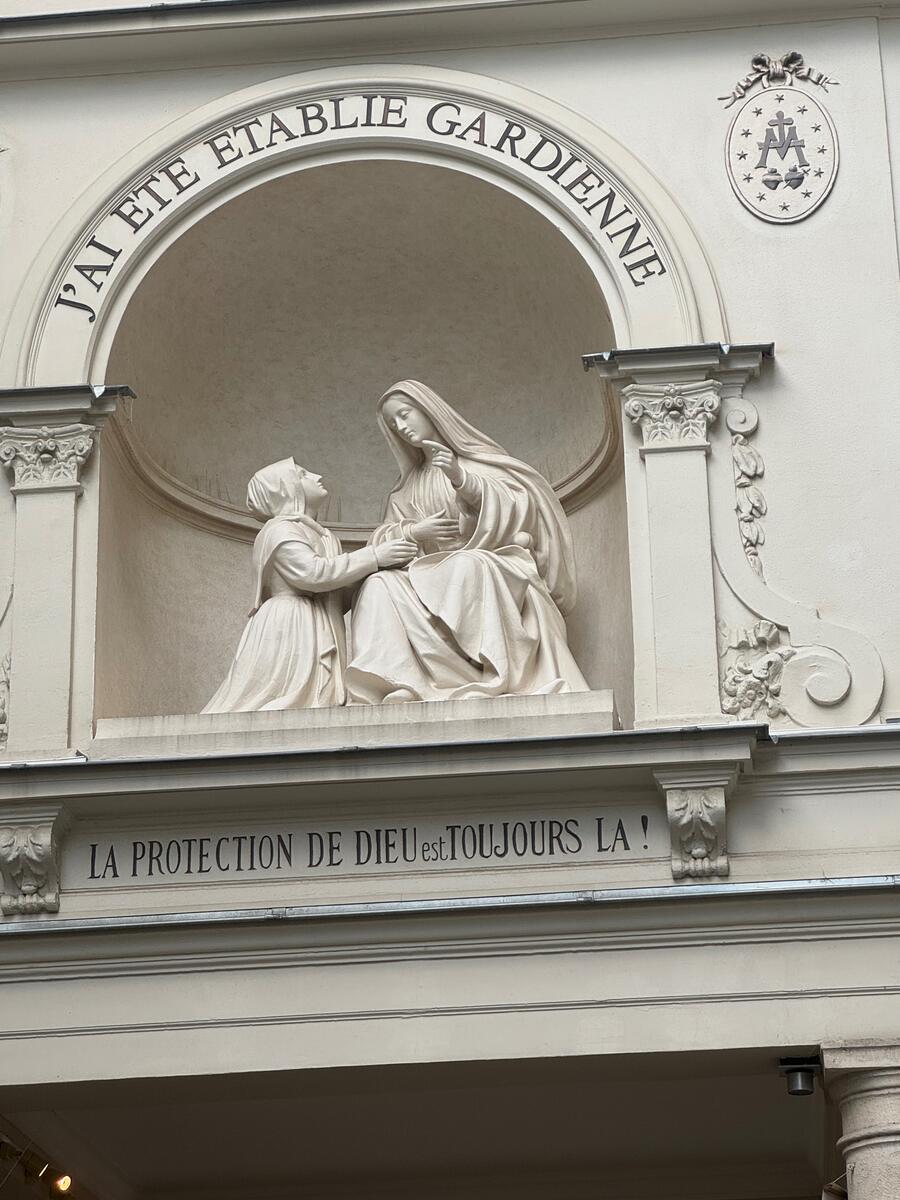 Statua della Madonna