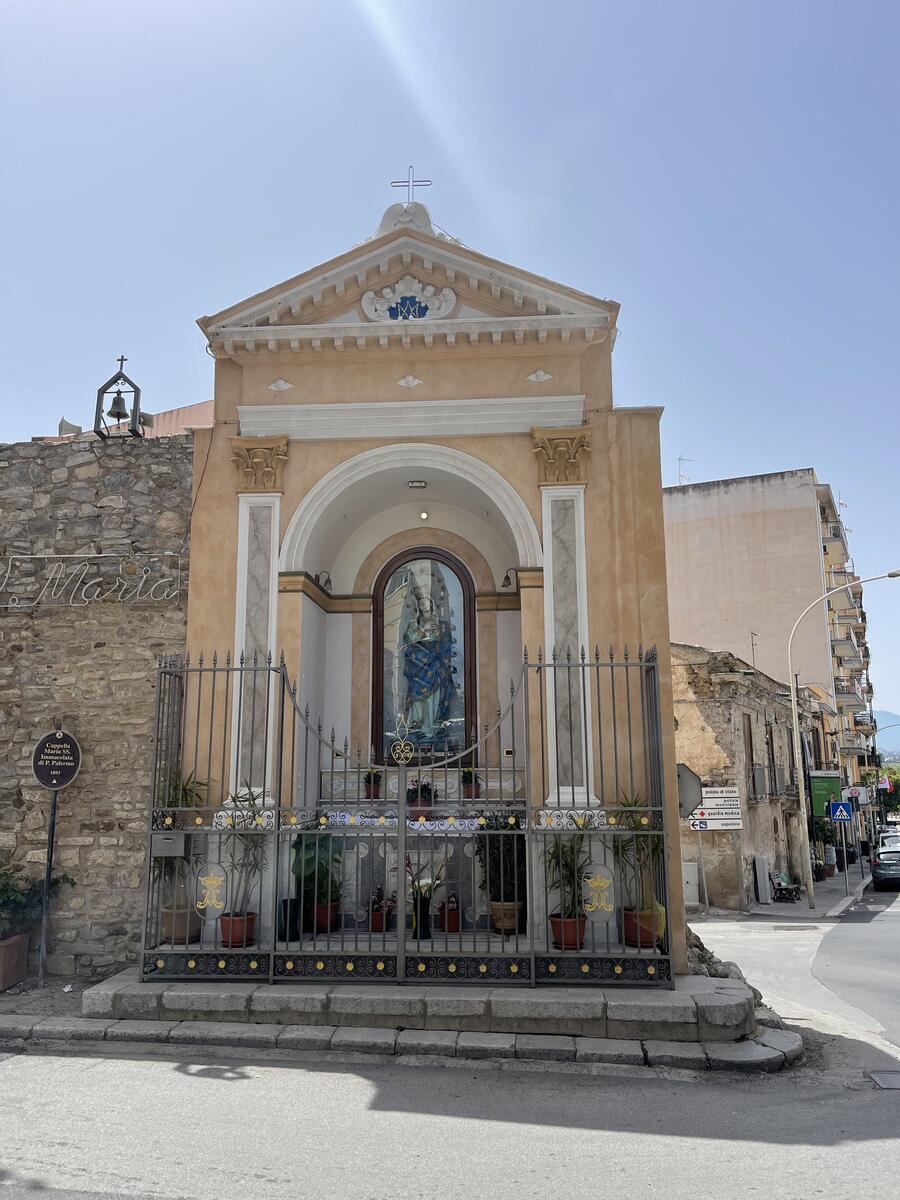 Statua della Madonna